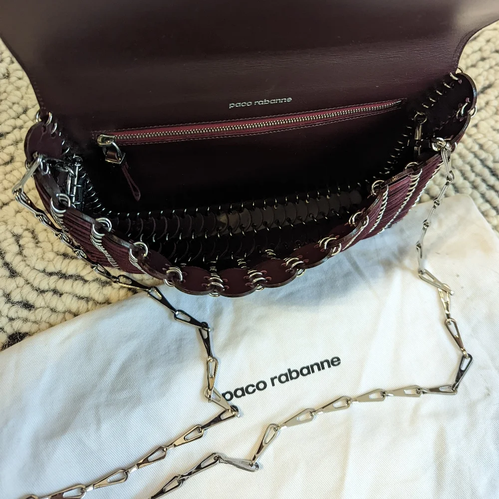🌟Paco Rabanne "1969" Burgandy Leather Chain Bag - Picture 11 of 14